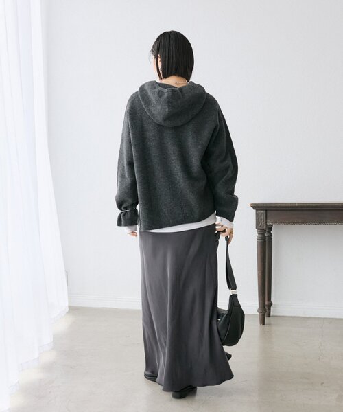 RIVE DROITE(リヴドロワ)の「【フードがアクセントに】ウール100ホールガーメントフーディ(ニット/セーター・レディース・チャコールグレー/オフホワイト・FREE)」の17枚目の写真