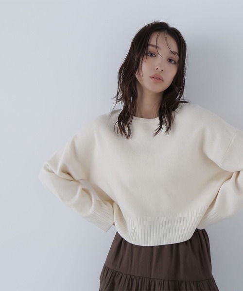 NATURAL BEAUTY BASIC（ナチュラルビューティーベーシック）の「◇【ちょうど、いい服】着れば納得！名品ジャガードニット（ニット/セーター・レディース・チャコールグレー/オフホワイト/ブルー/ダークブラウン・FREE）」の2枚目の写真