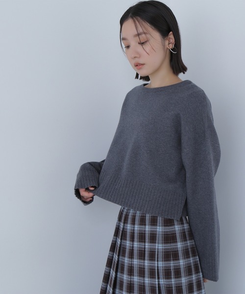 NATURAL BEAUTY BASIC（ナチュラルビューティーベーシック）の「◇【ちょうど、いい服】着れば納得！名品ジャガードニット（ニット/セーター・レディース・チャコールグレー/オフホワイト/ブルー/ダークブラウン・FREE）」の22枚目の写真