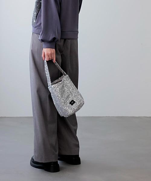 Jines（ジネス）の「スパンコール バケツ型ワンショルダ―バッグ【BEAURE/ビュレ】（トートバッグ・レディース・シルバー/ブラック・フリー）」の10枚目の写真