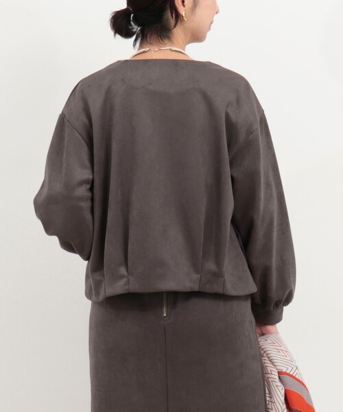 MICO COULIER（ミコクリエ）の「マシュマロスエードブルゾン（ブルゾン・レディース・チャコールグレー/ライトグレー/キャメル・38）」の17枚目の写真