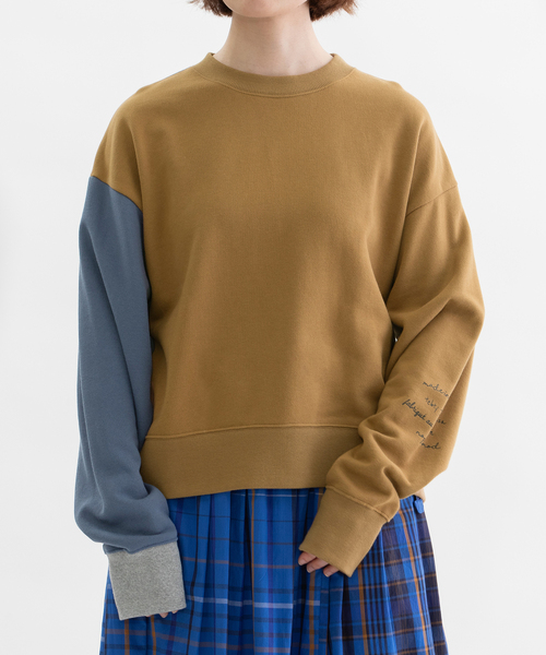 nop de nod(ノップドゥノッド)の「袖口配色バイカラースエットシャツ(スウェット・レディース・ネイビー/ピンク/キャメル・M)」の3枚目の写真