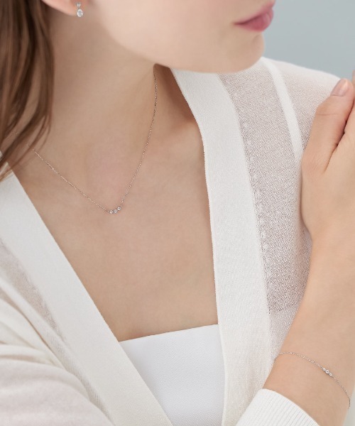 4℃（ヨンドシー）の「【冬限定】 K10ホワイトゴールド 三石 ブレスレット（ブレスレット・レディース・ホワイトゴールド・FREE）」の5枚目の写真