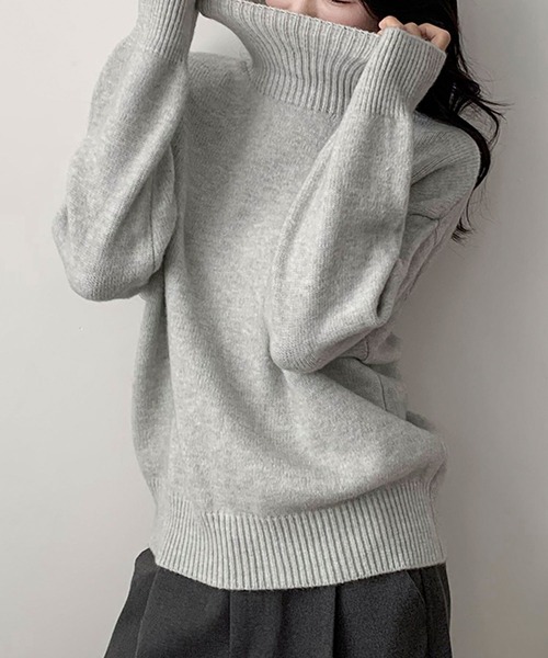 aimoha(アイモハ)の「ベーシックタートルネックニットプルオーバー(ニット/セーター・レディース・ブラック/チョコ/ライトベージュ/ブルー/ベージュ/パープル/ネイビー/ダークグレー/ライトグレー・FREE)」の1枚目の写真