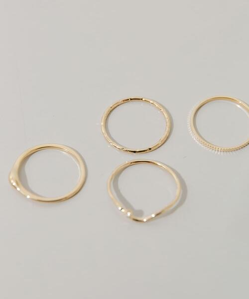 SMELLY（スメリー）の「4セットリング（リング・レディース・ゴールド・-）」の3枚目の写真