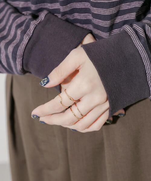 SMELLY（スメリー）の「4セットリング（リング・レディース・ゴールド・-）」の6枚目の写真
