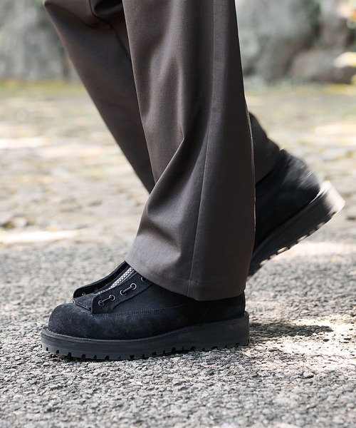 Danner（ダナー）の「Danner / ダナー：別注 CASCADE RANGE WP ARK：ONLYARK-5-2505[STD]（ブーツ・メンズ・ブラック/グレー系その他/ブラウン系・US 9.5/US6.5/US7/US7.5/US8/US8.5/US9/US10）」の2枚目の写真