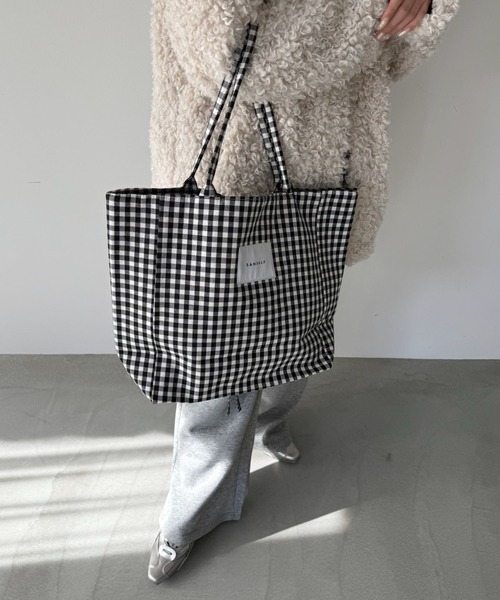 SANSeLF(サンセルフ)の「【SANSeLF】ビッグギンガムチェックトートバッグ saa25a148(トートバッグ・レディース・ブラック・FREE)」の4枚目の写真