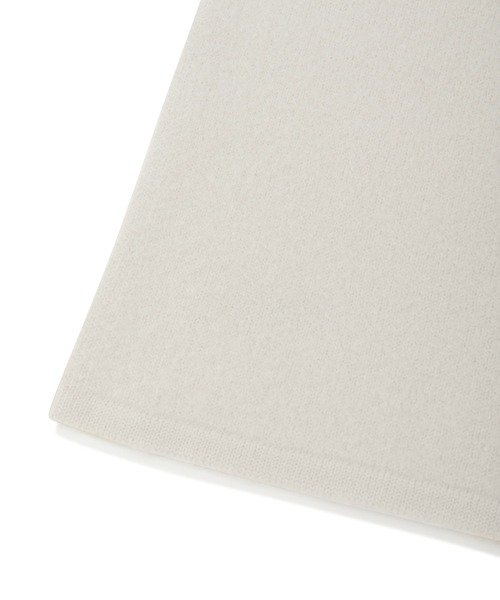 MHL.（エムエイチエル）の「FELTED DRY WOOL（ストール/ショール・レディース・オフホワイト/ダークブラウン/オレンジ・FREE）」の9枚目の写真