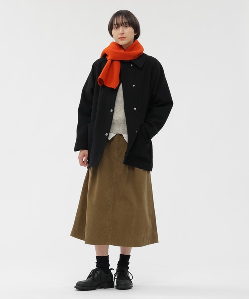 MHL.（エムエイチエル）の「FELTED DRY WOOL（ストール/ショール・レディース・オフホワイト/ダークブラウン/オレンジ・FREE）」の13枚目の写真