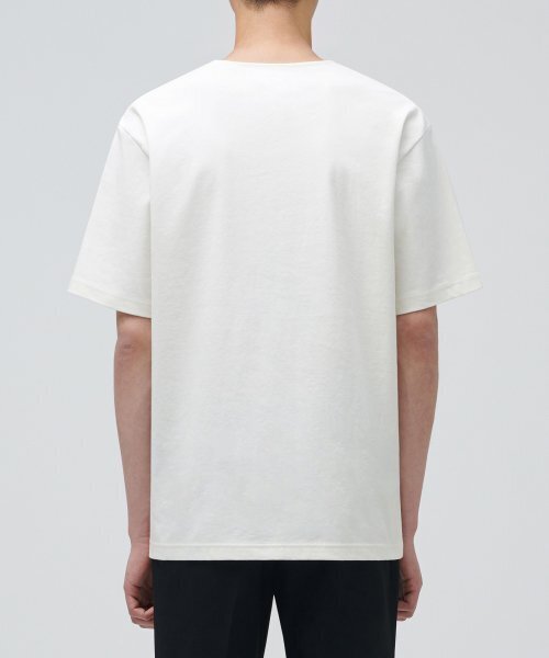 MUSINSA STANDARD（ムシンサスタンダード）の「ポンテリラックスフィットクルーネックTシャツ[クリーム]（Tシャツ/カットソー・メンズ・その他・SMALL/MEDIUM/LARGE/X-LARGE/XX-LARGE/XXX-LARGE）」の2枚目の写真
