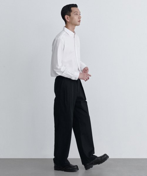MUSINSA STANDARD（ムシンサスタンダード）の「リバースツータックワイドチノパンツ[ブラック]（その他パンツ・メンズ・その他・40/38/26/27/28/29）」の3枚目の写真