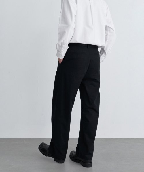 MUSINSA STANDARD（ムシンサスタンダード）の「リバースツータックワイドチノパンツ[ブラック]（その他パンツ・メンズ・その他・40/38/26/27/28/29）」の6枚目の写真