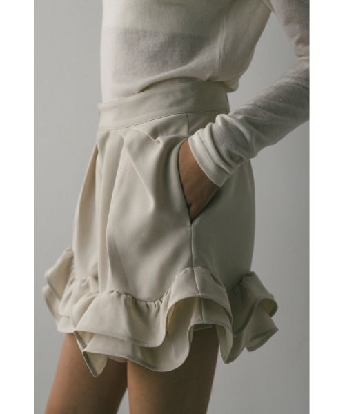 STYLEMIXER（スタイルミキサー）の「フリルヘムショートパンツ（その他パンツ・レディース・アイボリー/ブラック/グレー・SMALL/MEDIUM）」の7枚目の写真