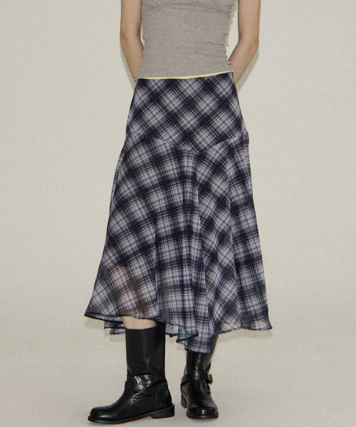 SALON DE YOHN（サロンドヨーン）の「Unbalanced Check Skirt_ Black（スカート・レディース・その他・SMALL/MEDIUM）」の2枚目の写真