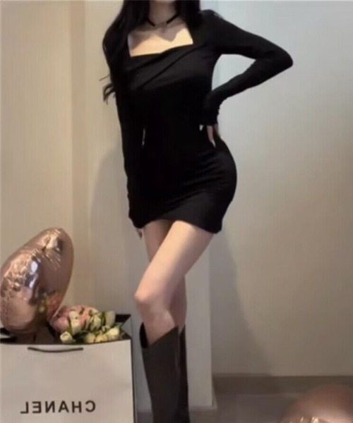 Ritzy（リッツィー）の「スクエアネックタイトワンピース（ワンピース・レディース・ホワイト/ブラック・M/L/XL/S）」の12枚目の写真