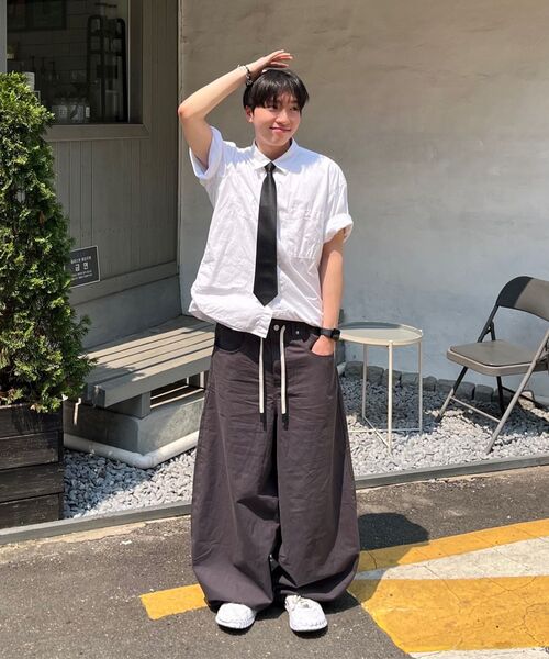 KICHUL(キチョル)の「EASY OR EASY BALLOON PANTS (DARK GREY)(その他パンツ・レディース・その他・MEDIUM/SMALL/X-SMALL/LARGE)」の2枚目の写真