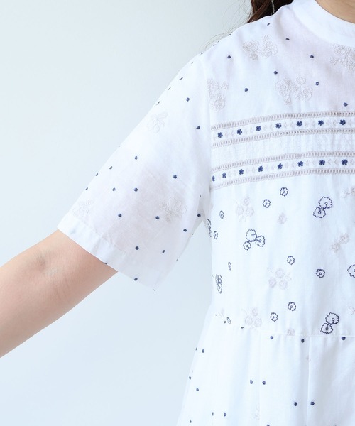 bulle de savon(ビュルデサボン)の「びわ刺繍 ワンピース(ワンピース・レディース・ホワイト/ネイビー・FREE)」の19枚目の写真