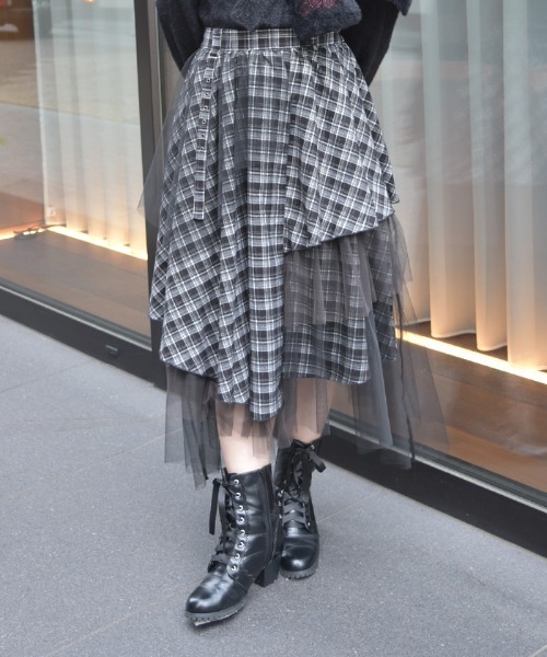 axes femme（アクシーズファム）の「異素材イレヘムボリュームスカート（スカート・レディース・ダークグリーン/ブラック/ワイン・FREE）」の2枚目の写真