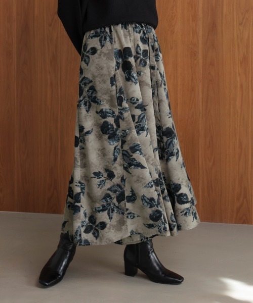 Bou Jeloud（ブージュルード）の「花柄フレアパンツ（その他パンツ・レディース・ブラック/グレー・FREE）」の5枚目の写真
