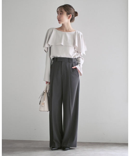 Noble（ノーブル）の「スリットケープブラウス（シャツ/ブラウス・レディース・ホワイト/ライトグレー・FREE）」の11枚目の写真