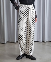 MARECHAL TERRE（マルシャルテル）の「カーブラインパンツ（その他パンツ・レディース）」