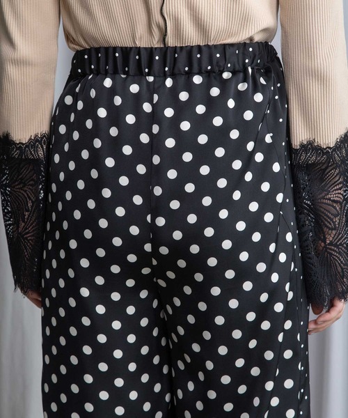 MARECHAL TERRE(マルシャルテル)の「カーブラインパンツ(その他パンツ・レディース・ブラウン/ホワイト系その他/ブラック/ブラック系その他・MEDIUM)」の18枚目の写真