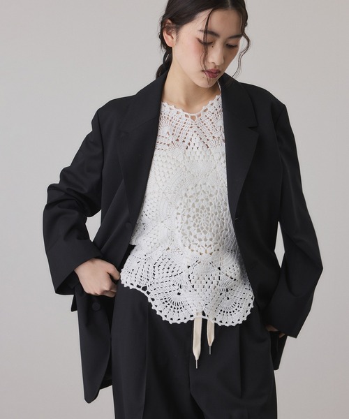 ADAM ET ROPE'(アダムエロペ)の「シングルブレストジャケット(テーラードジャケット・レディース・ベージュ系その他2/グレー/ブラック・34/36/38)」の17枚目の写真