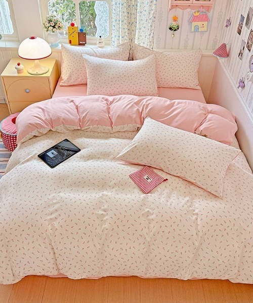 CELINE マルチカバー　ベッドスプレッドピンク CELINE マルチカバー ベッドスプレッドピンク 【公式通販】