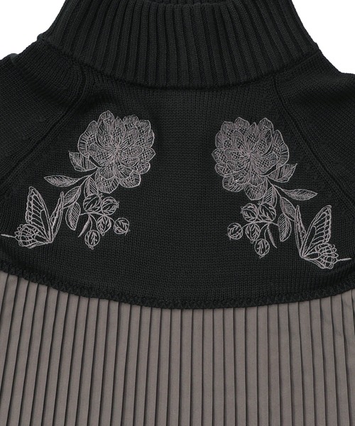 iS ScoLar（イズスカラー）の「553264：花刺繍ニット×プリーツ異素材切替プルオーバー（Tシャツ/カットソー・レディース・カーキ/ブラック/オレンジ・M）」の13枚目の写真