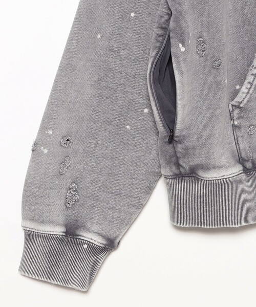BEAMS（ビームス）の「ワイドショートフィット ダメージ フーディ（スウェット・メンズ・ブラック/ライトグレー・S/M/XL/L）」の6枚目の写真