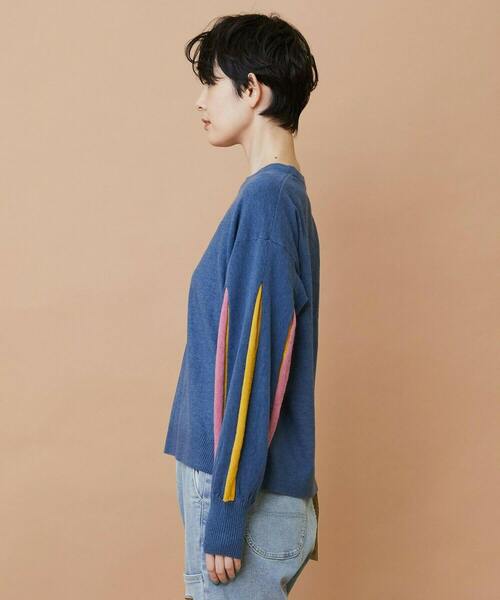 FRAPBOIS(フラボア)の「ボックスニット プルオーバー(ニット/セーター・レディース・ブラック/ブルー・1)」の3枚目の写真