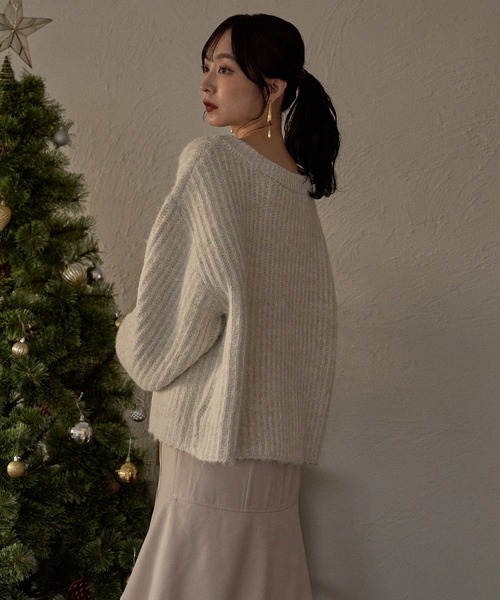 mideal(マイディール)の「V neck border knit / Vネックボーダーニット(ニット/セーター・レディース・ブルー/アイボリー/ピンク・FREE)」の11枚目の写真