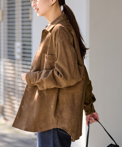 FRAMeWORK（フレームワーク）の「THRIFTY LOOK 別注 SUEDESHIRTブルゾン（ライダースジャケット・レディース・ブラウン・FREE）」の16枚目の写真