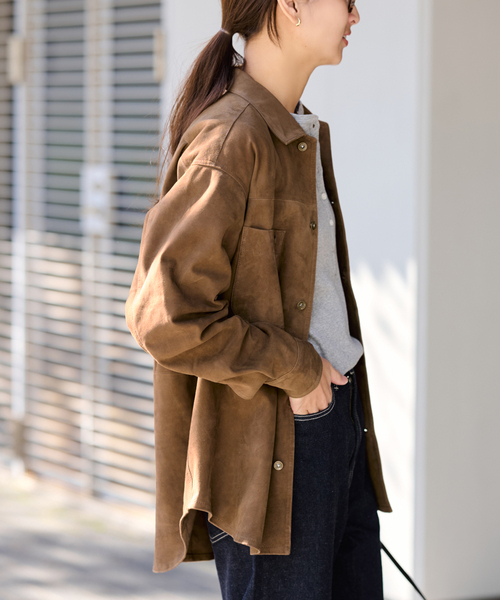 FRAMeWORK（フレームワーク）の「THRIFTY LOOK 別注 SUEDESHIRTブルゾン（ライダースジャケット・レディース・ブラウン・FREE）」の14枚目の写真