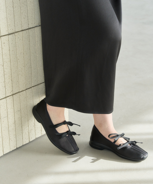 LE TALON（ルタロン）の「《追加》Lダブルリボンバレリーナ（スニーカー・レディース・ピンク/ブラック・25cm/24.5cm/24cm/23.5cm/23cm/22.5cm/22cm）」の6枚目の写真