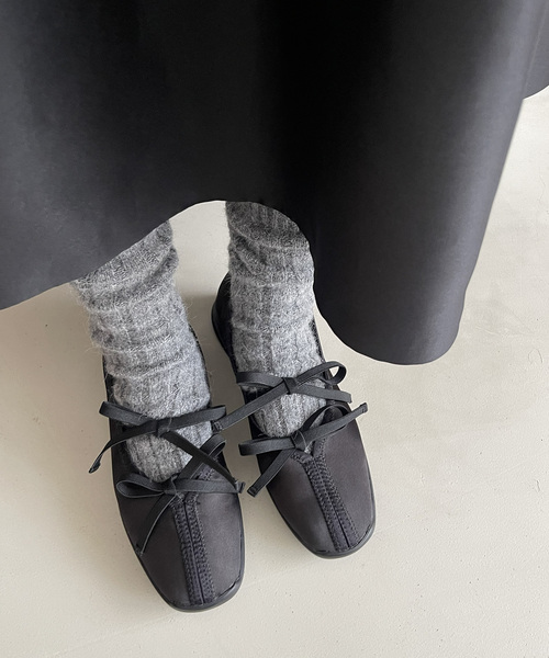 LE TALON(ルタロン)の「《追加》Lダブルリボンバレリーナ(スニーカー・レディース・ピンク/ブラック・25cm/24.5cm/24cm/23.5cm/23cm/22.5cm/22cm)」の3枚目の写真