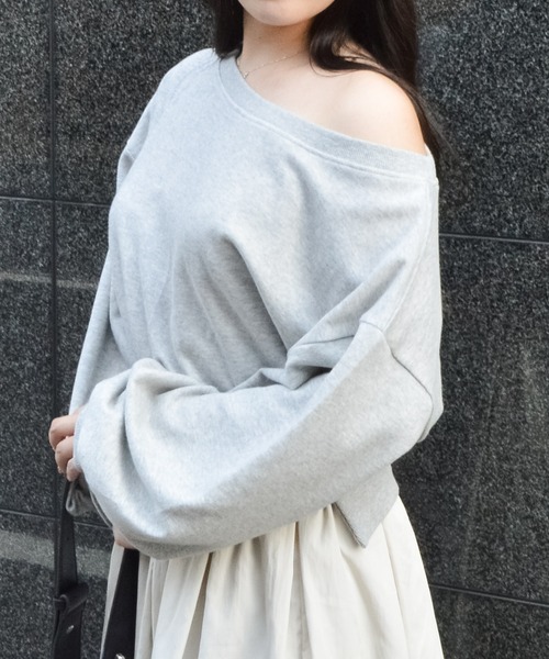 &soiree(アンドソワレ)の「オフショルデザインカットソー(Tシャツ/カットソー・レディース・ホワイト/グレー/ブラック・MEDIUM)」の18枚目の写真