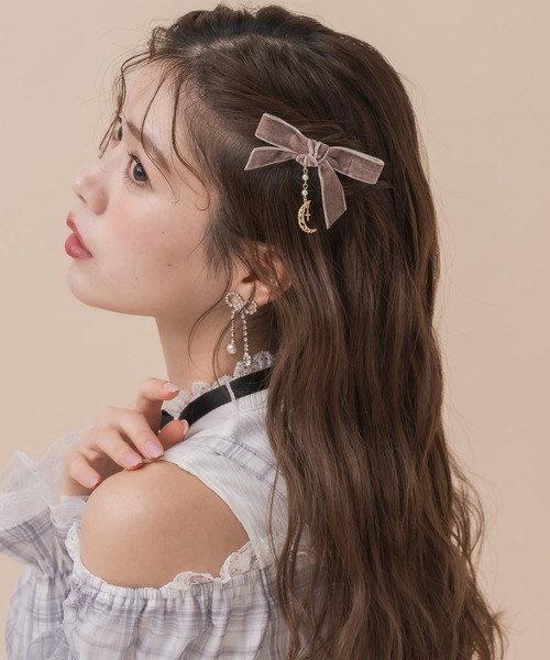ROJITA(ロジータ)の「ムーンチェーンベロアリボンクリップセット(バレッタ/ヘアクリップ・レディース・ピンク系その他/ブラック/ホワイト・FREE)」の8枚目の写真
