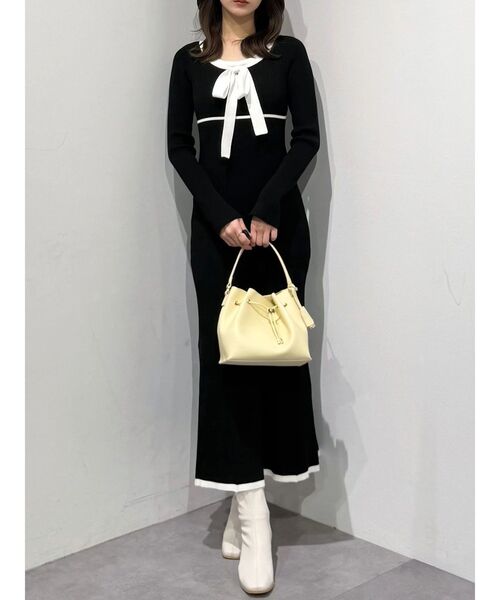 MERCURYDUO（マーキュリーデュオ）の「バイカラーリボンリブニットワンピース（ワンピース・レディース・ブラック/オフホワイト・SMALL/MEDIUM）」の18枚目の写真