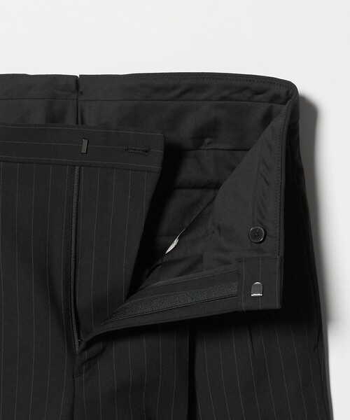 BEAUTY&YOUTH UNITED ARROWS(ビューティーアンドユースユナイテッドアローズ)の「ダブル T/R 2プリーツ ボリューム スラックス NO.9 ウォッシャブル(スラックス・メンズ・ダークグレー/その他1/ブラック・XL/M/L/S)」の18枚目の写真