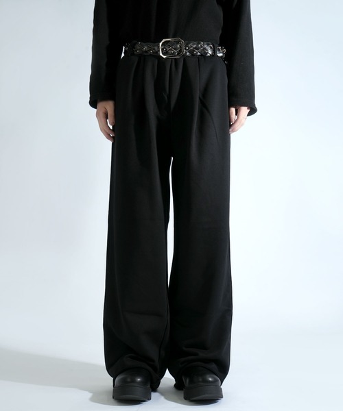 Starting Over（スターティングオーバー）の「tuck loopback sweatpants/タック 裏毛スウェットパンツ タックワイドパンツ（スウェットパンツ・メンズ・ブラック/チャコールグレー/カモフラージュ・L/M）」の2枚目の写真