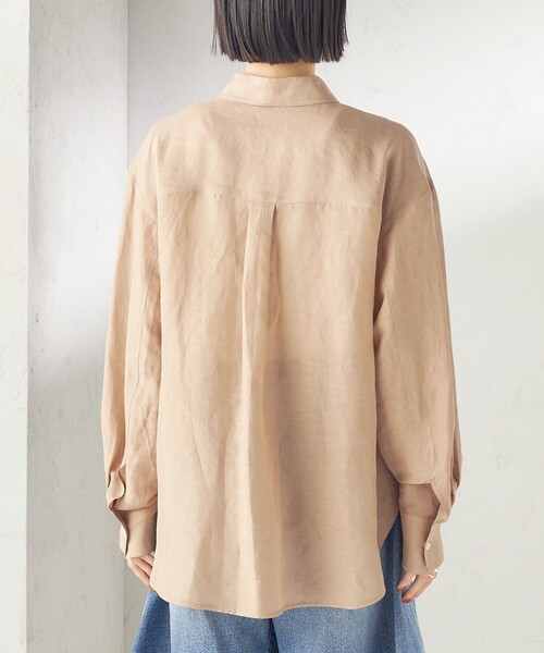 SHIPS(シップス)の「【実力派ベーシック】〈手洗い可能〉IMPERIAL LINEN 混 オーバー サイズ シャツ(シャツ/ブラウス・レディース・ネイビー/ベージュ/ライトピンク/オフホワイト/サックスブルー/ブラウン・38/36)」の8枚目の写真