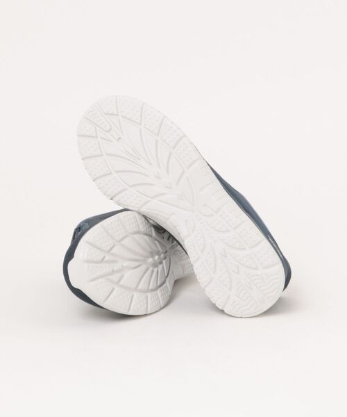 SKECHERS（スケッチャーズ）の「《SKECHERS》VIRTUE（スリッポン・レディース・ネイビー/ブラック×ブラック・22.5cm/23.5cm/24.5cm/23.0cm/24.0cm/25.0cm）」の3枚目の写真