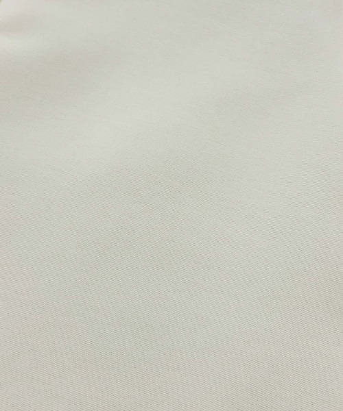 ELFRANK(エルフランク)の「パフボリュームスリーブ ペプラム ブラウス 半袖《着用動画あり》(シャツ/ブラウス・レディース・グリーン/ブラック/オフホワイト・M/L)」の16枚目の写真
