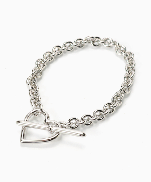 BASICKS(ベイシックス)の「BASICKS / ベイシックス HEART BRACELET SMALL LINK(ブレスレット・メンズ・ゴールド/シルバー・MEDIUM/SMALL)」の1枚目の写真