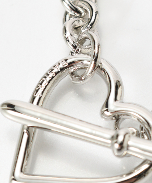 BASICKS(ベイシックス)の「BASICKS / ベイシックス HEART BRACELET SMALL LINK(ブレスレット・メンズ・ゴールド/シルバー・MEDIUM/SMALL)」の6枚目の写真