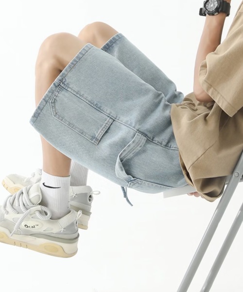 SHEPP（シープ）の「【26年春新作】【UNISEX】ワイドシルエット デニム バミューダパンツ（デニムパンツ・メンズ・ライトブルー/インディゴブルー・L/M）」の9枚目の写真