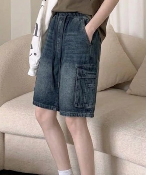 SHEPP（シープ）の「【26年春新作】【UNISEX】ワイドシルエット デニム バミューダパンツ（デニムパンツ・メンズ・ライトブルー/インディゴブルー・L/M）」の17枚目の写真
