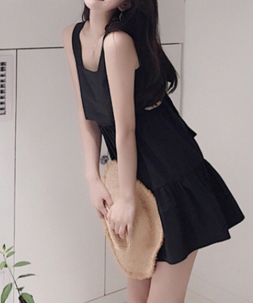 Mejoul（メジュール）の「【2026春夏新作】バックリボンギャザーフレアミニワンピース（ワンピース・レディース・ブラック/ホワイト・M/L）」の5枚目の写真